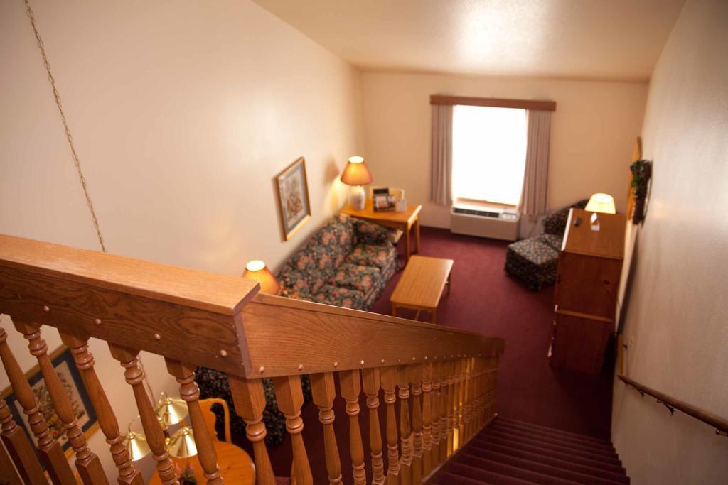Готель Baymont By Wyndham Mequon Milwaukee Area Екстер'єр фото